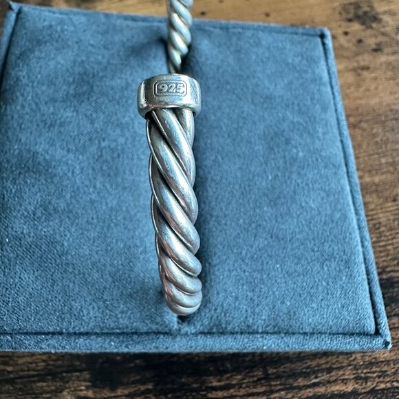 David Yurman Cable Cuff Bracelet w/ Sterling Silver & Black Onyx - Medium - Picture 5 of 16